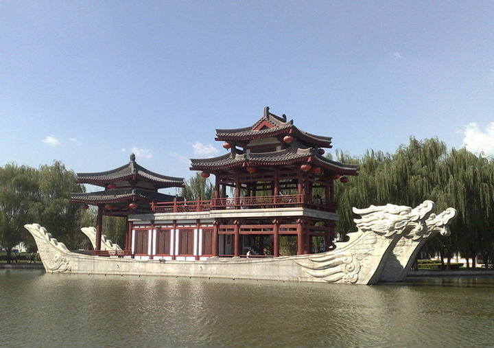 大唐芙蓉園內的景區建筑規劃