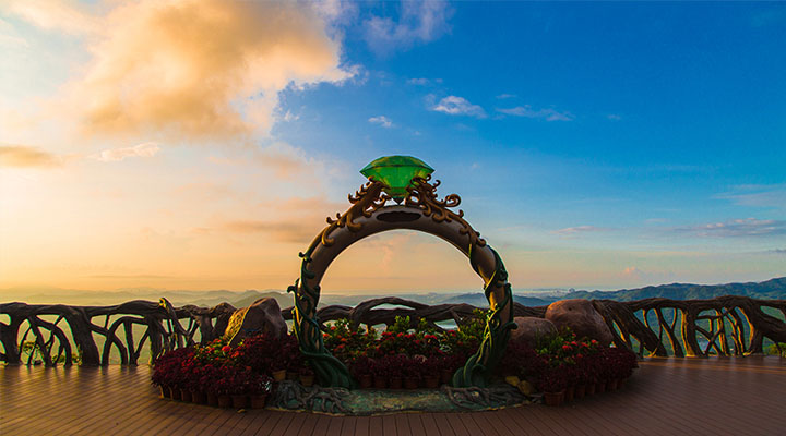 景區旅游規劃設計公司：呀諾達哇哎嚕蜜月山莊鉆戒標志旅游規劃